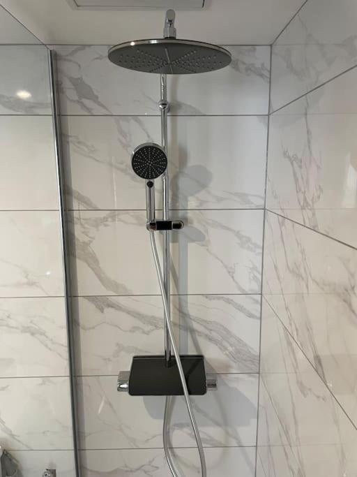 90M2 Hyper Centre Sauna 斯特拉斯堡 外观 照片